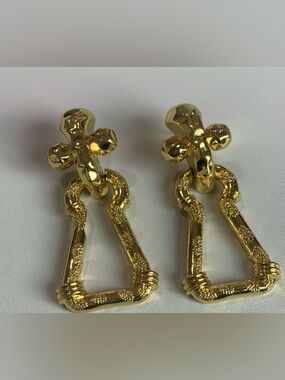 Gold Textured Geometric Drop Earrings